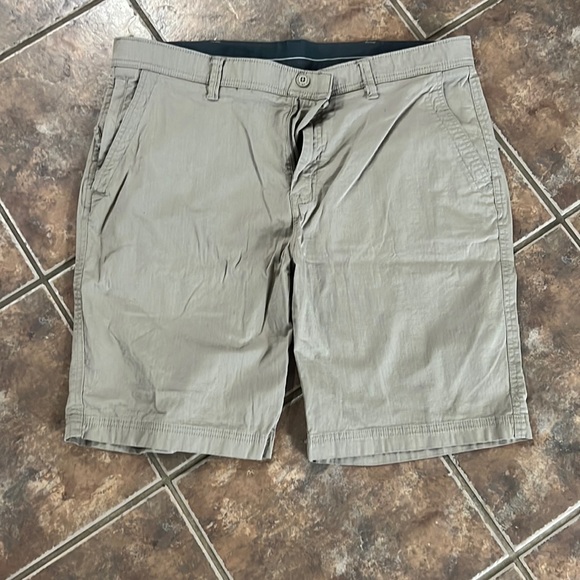 Men's Casual Short - Tan